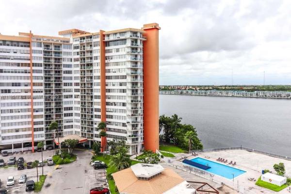 1351 NE Miami Gardens Dr #1001E, Unincorporated Dade County, Florida 33179, image 1