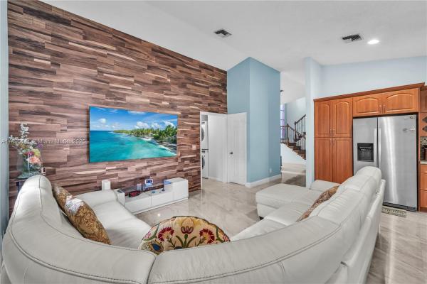 Estates Of Lake Miramar, 9110 S Lake Miramar Cir, Miramar, Florida 33025, image 3