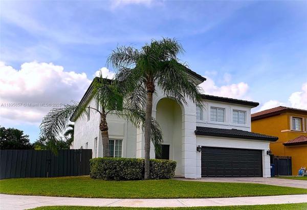 15813 SW 140th St, Unincorporated Dade County, Florida 33196, image 1