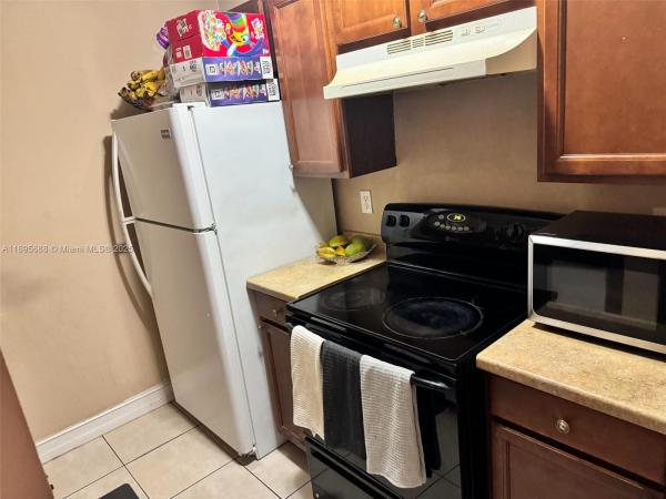 Stonebridge Gardens, 2820 NW 55th Ave #1D, Lauderhill, Florida 33313, image 3