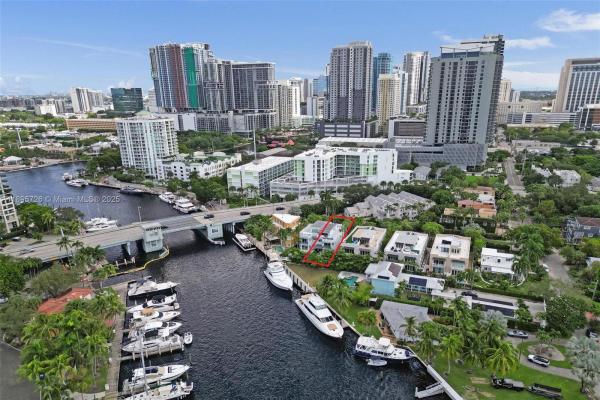 Reichenbachs, 453 SW 5th Ave, Fort Lauderdale, Florida 33315, image 1