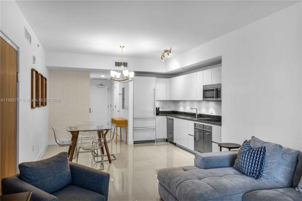 1010 Brickell, 1010 Brickell Ave #3208, Miami, Florida 33131, image 1