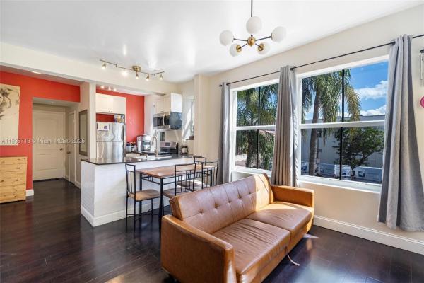 Windsor Plaza, 1320 Drexel Ave #200, Miami Beach, Florida 33139, image 1