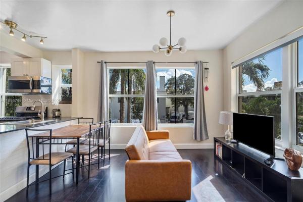 Windsor Plaza, 1320 Drexel Ave #200, Miami Beach, Florida 33139, image 2