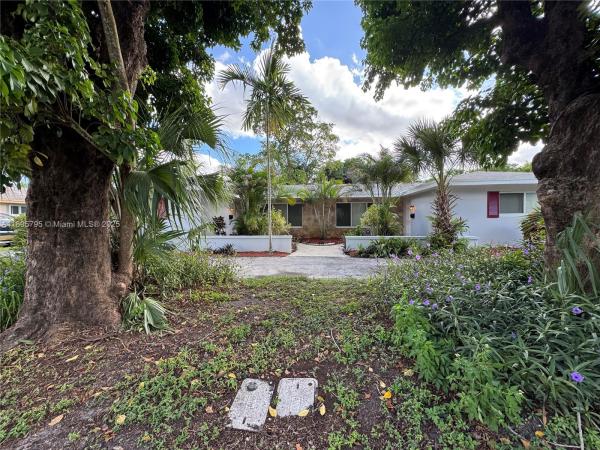 Mirror Lake Estates, 7260 NW 16th St, Plantation, Florida 33313, image 1