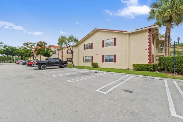 Holiday Village Of Coral Springs, 3586 N University Dr #U-6, Coral Springs, Florida 33065, image 1