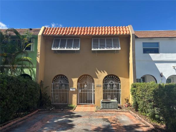 Palm Springs Villas, 7090 W 2nd Ct, Hialeah, Florida 33014, image 1