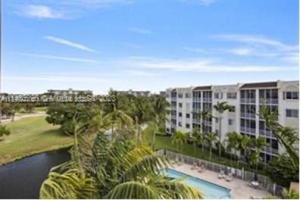 Royal Point At Palm-Aire, 3600 Oaks Clubhouse Dr #509, Pompano Beach, Florida 33069, image 1