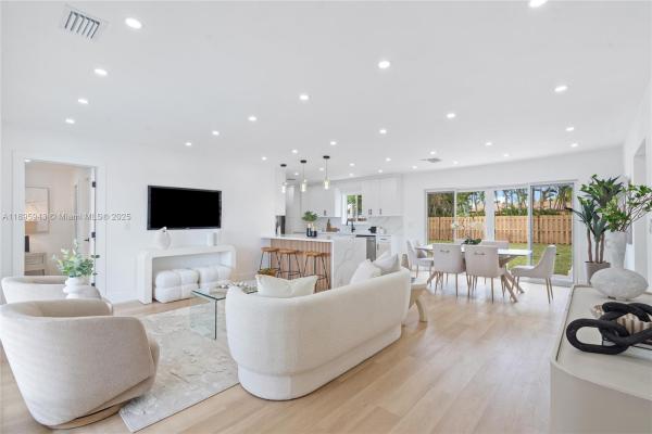 Fairfax Brolliar, 3645 SW 22nd St, Fort Lauderdale, Florida 33312, image 1