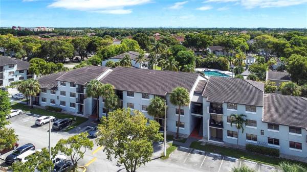 Villa Bellini, 7090 NW 179th St #109, Hialeah, Florida 33015, image 3