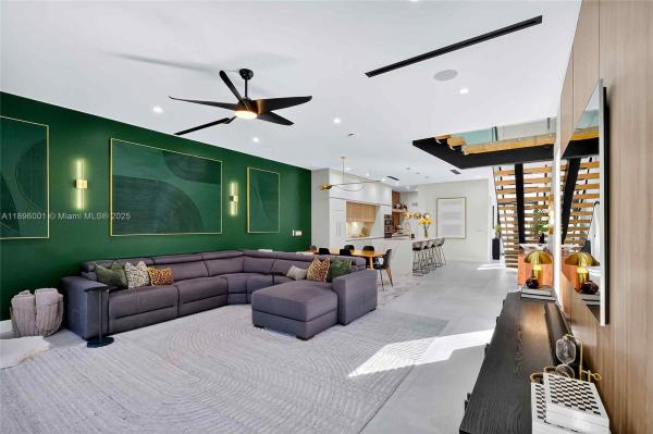 609 NE 8th Ave B #B, Fort Lauderdale, Florida 33304, image 1