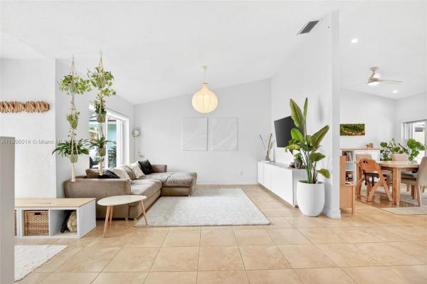 752 NW 134th Ave, Miami, Florida 33182, image 1