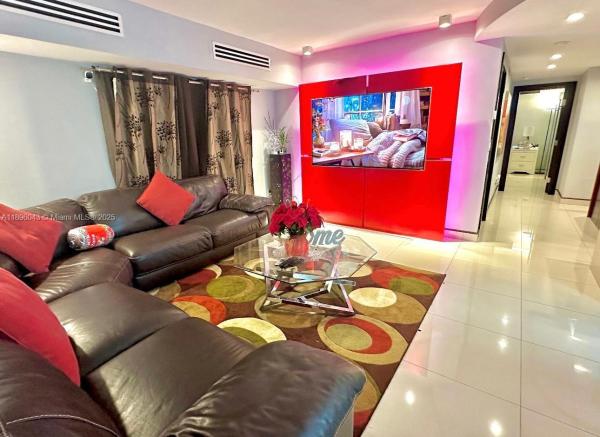 18880 NW 57th Ave #208, Hialeah, Florida 33015, image 1