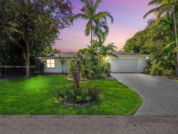 Pinewood Estates, 8520 SW 179th St, Palmetto Bay, Florida 33157, image 1