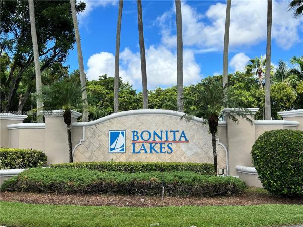 Bonita Lakes, 12247 SW 140th St, Three Lakes, Florida 33186, image 2