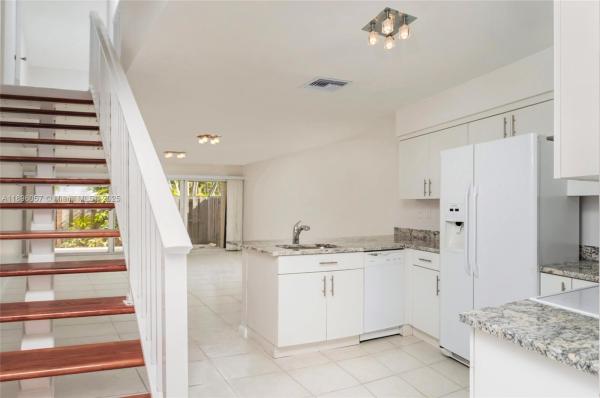 15389 S Dixie Hwy #25, Miami, Florida 33157, image 1