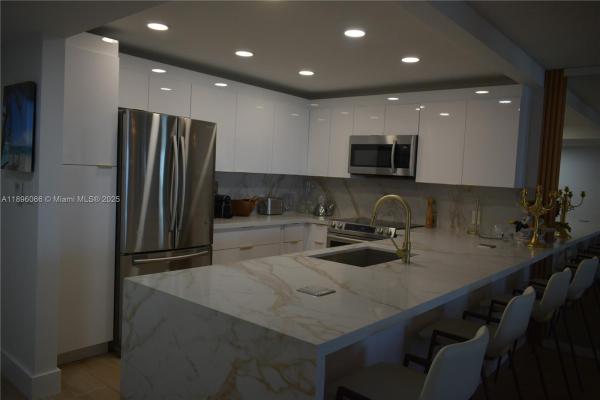 Prince George, 1865 S Ocean Dr 14-n #14-N, Hallandale Beach, Florida 33009, image 1