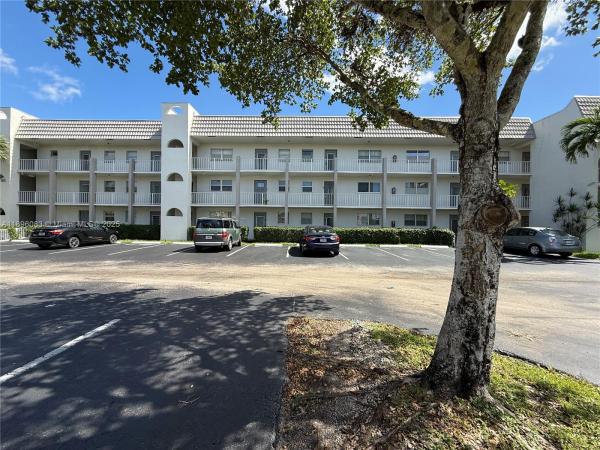 Sunrise Lakes 2, 8450 Sunrise Lakes Blvd #111, Sunrise, Florida 33322, image 1