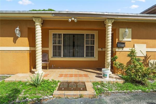Norwood, 811 NW 196th Ter, Miami Gardens, Florida 33169, image 3