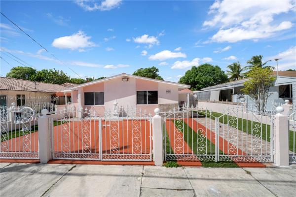 Hillcrest, 132 NW 18th Ave, Miami, Florida 33125, image 1