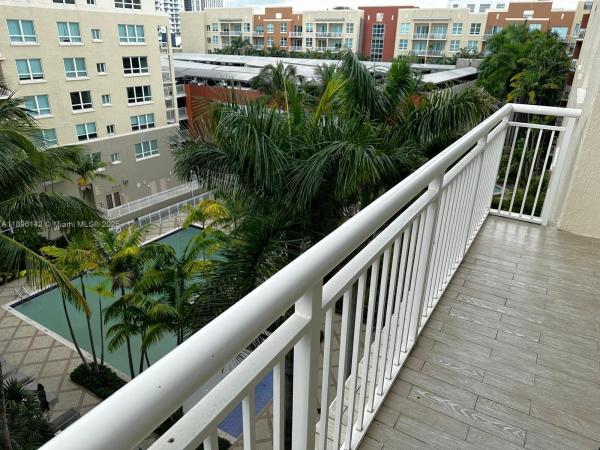 Cite On The Bay East, 2000 N Bayshore Dr #625, Miami, Florida 33137, image 2