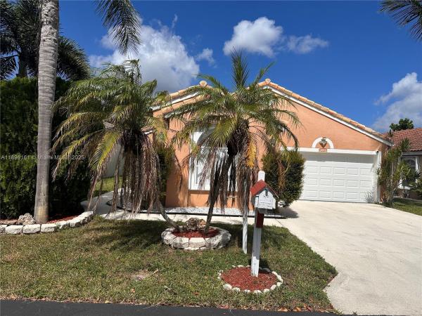 Villages Of Woodlake, 113 Rosewood Ln, Greenacres, Florida 33463, image 1