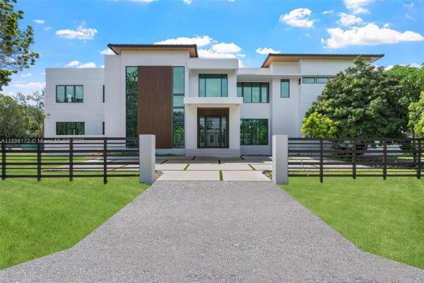 Farmers Acres, 14020 Old Cutler Rd, Palmetto Bay, Florida 33158, image 1