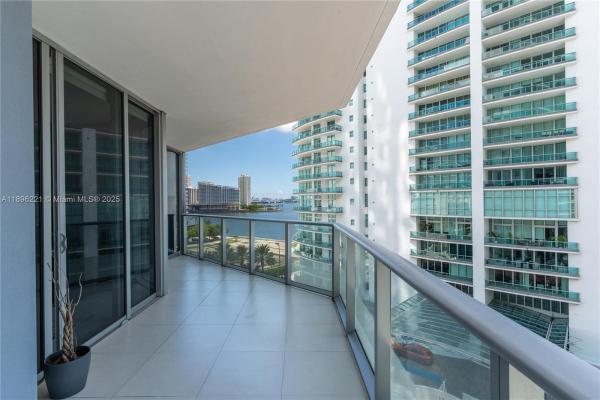 Brickell House, 1300 Brickell Bay Dr #808, Miami, Florida 33131, image 1