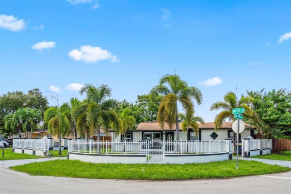 4465 SW 49th Ct, Fort Lauderdale, Florida 33314, image 1