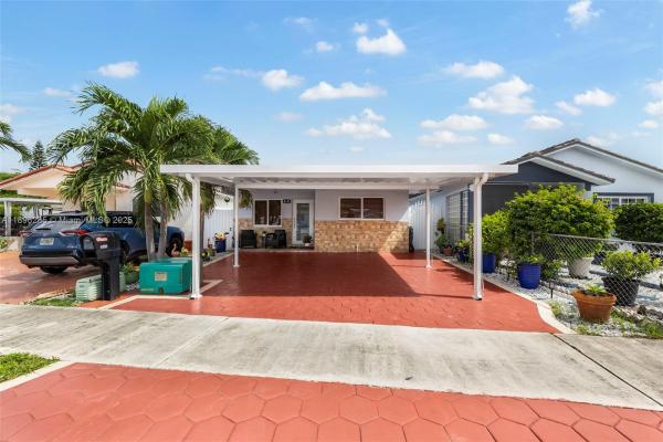 Natalie Estates, 4191 W 10th Ave, Hialeah, Florida 33012, image 1