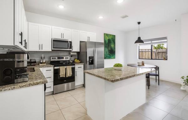 13353 SW 250th Ter, Homestead, Florida 33032, image 1