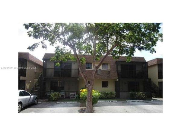 Village Townhouse Pompano Beach, 1205 S Flagler Ave #405, Pompano Beach, Florida 33060, image 1