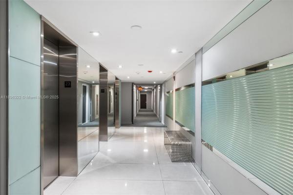 Coronado Tower 3, 20379 W Country Club Dr #731, Aventura, Florida 33180, image 2