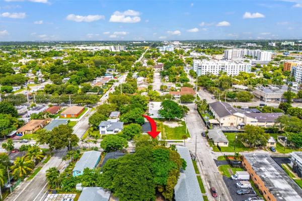 Pine Highlands, 776 NW 57th St, Miami, Florida 33127, image 2