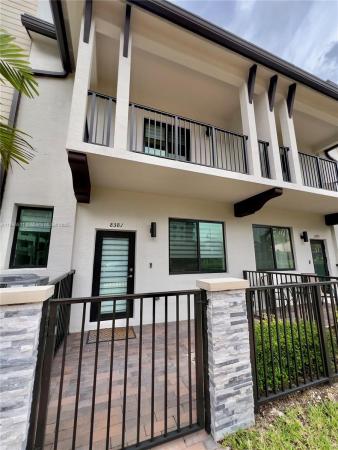 8381 NW 43rd St 0, Miami, Florida 33166, image 1