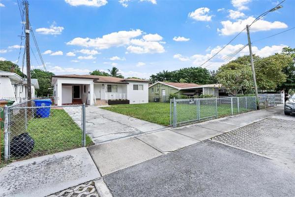 Comfort Gardens, 1221 NW 34th Ave, Miami, Florida 33125, image 1