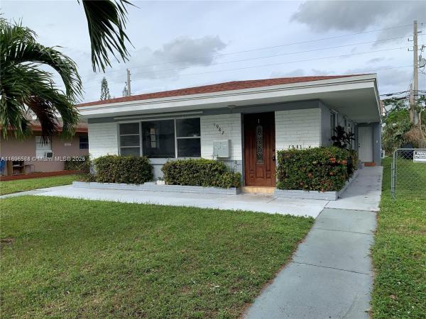 1987 NE 171st St #1, North Miami Beach, Florida 33162, image 1