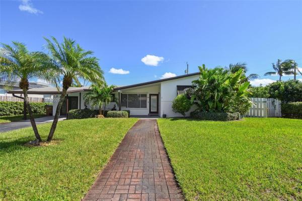 The Cove, 942 SE 13th Ave, Deerfield Beach, Florida 33441, image 1
