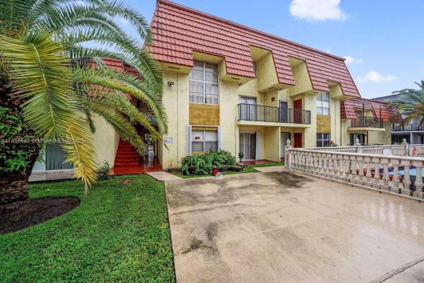 Hialeah, Florida 33014, image 1