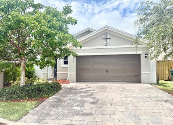 Royal Homes West, 600 NE 5th Ter, Florida City, Florida 33034, image 1