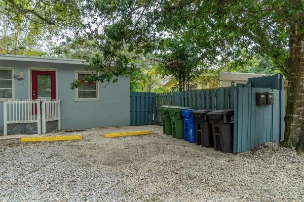 Waverly Place, 312 Seminole Ave, Fort Lauderdale, Florida 33312, image 1