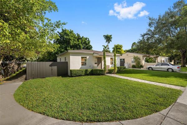 Bird Road Estates, 6395 SW 41st St, South Miami, Florida 33155, image 2