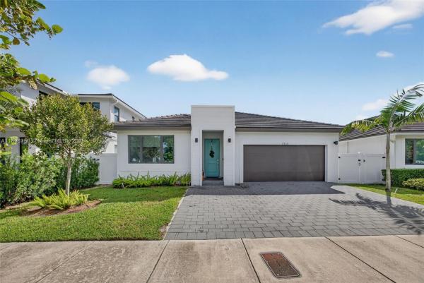 23351 SW 106th Pl, Homestead, Florida 33032, image 1