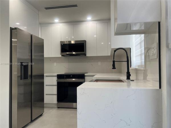 14001 NW 10th Ave, Miami, Florida 33168, image 1