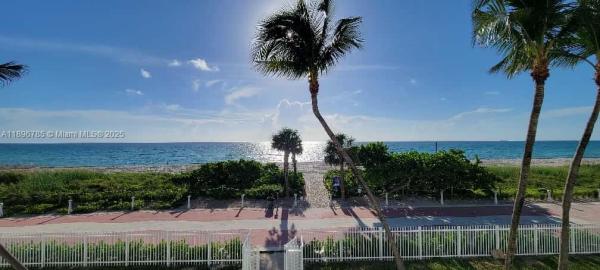 The Carriage House, 5401 Collins Ave #214, Miami Beach, Florida 33140, image 1