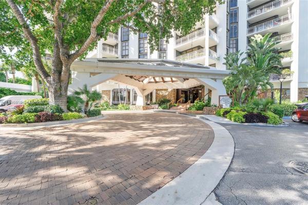 4000 Towerside Ter #402, Miami, Florida 33138, image 1