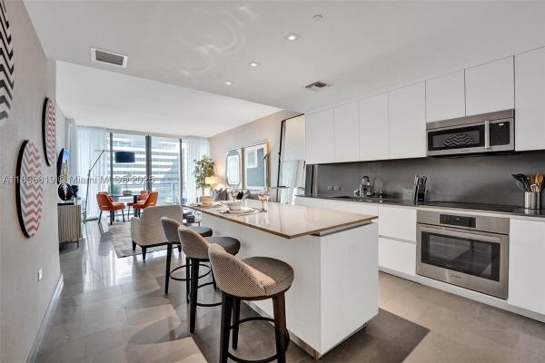 Rise Brickell City Centre, 88 SW 7th St #1408, Miami, Florida 33130, image 1