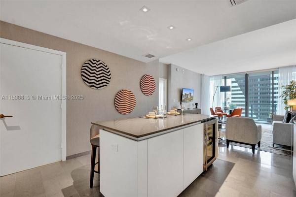 Rise Brickell City Centre, 88 SW 7th St #1408, Miami, Florida 33130, image 2