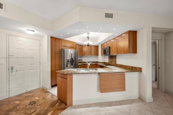 Veranda, 510 NW 84th Ave #318, Plantation, Florida 33324, image 2