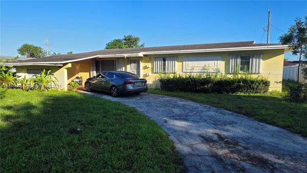 Carol City, 2915 NW 183rd St, Miami Gardens, Florida 33056, image 1